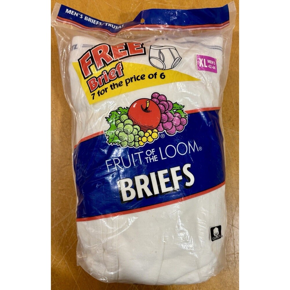 Vintage Fruit of the Loom Men's White Briefs 6 +1 Pack 1996 Size XL 42-44 NOS